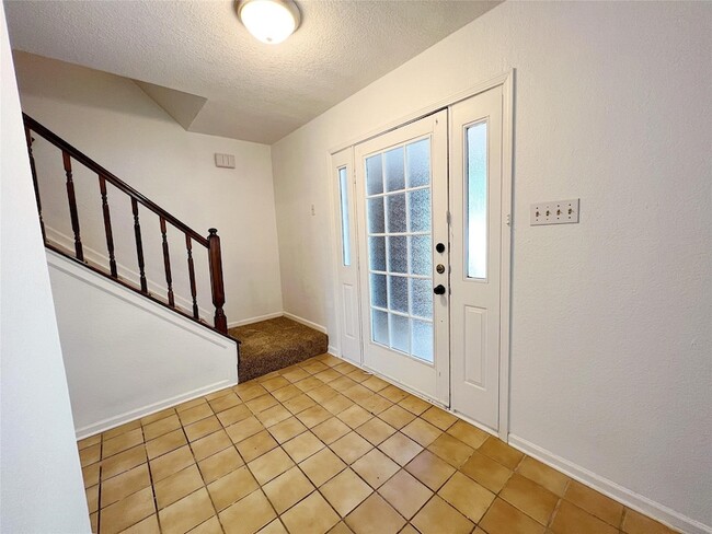 Photo - 616 Valley Spring Dr
