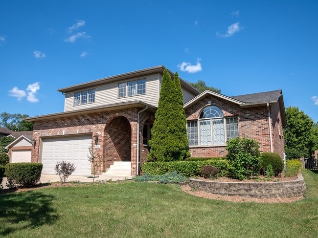 Building Photo - 17011 Danielle Ct