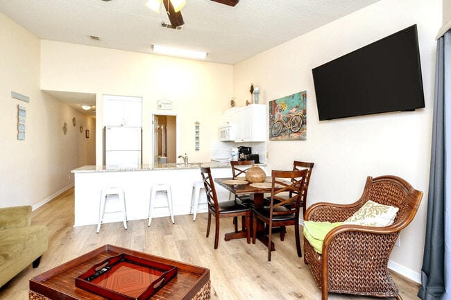 Building Photo - 2830 Scenic Hwy 98 Unit ID1285925P