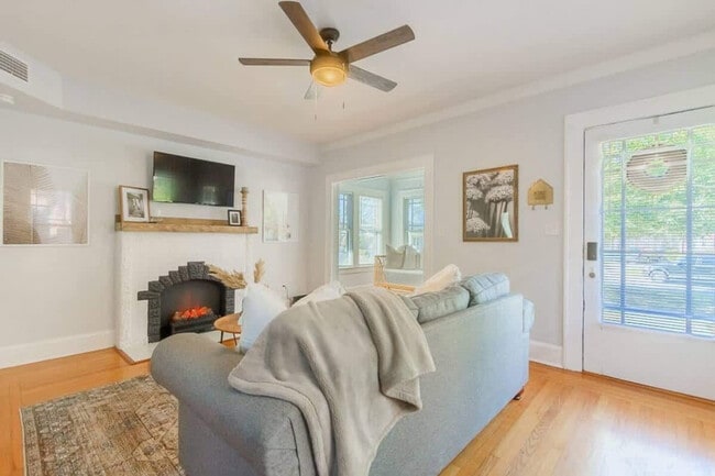Photo - 2798 Downing St Unit SI ID1578597P