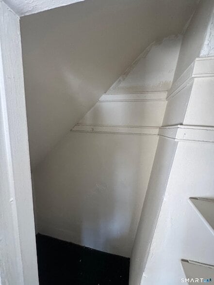 Photo - 133 Wordin Ave Unit 3