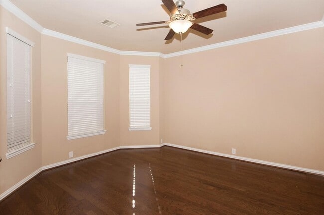 Photo - 17422 Aldenwilds Ln