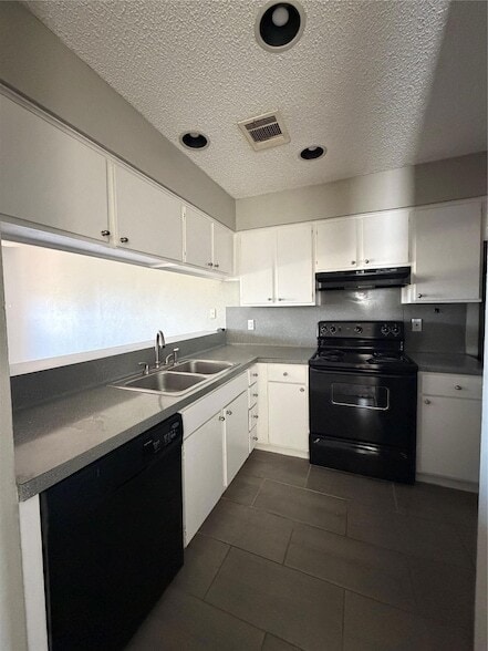 Photo - 5305 Indio Cove Unit D
