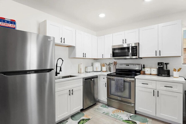 Photo - 5233 N 23rd Ave Unit ID1244339P