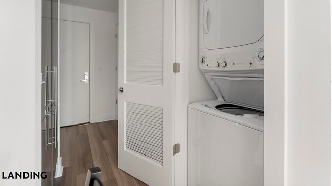 Photo - 5201 Leesburg Pike Unit 234