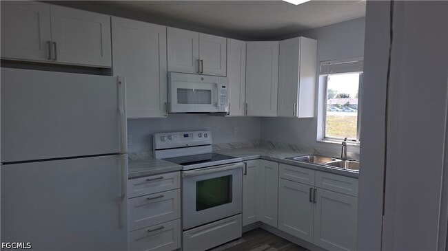Photo - 1214 SE 8th Ave Unit 4