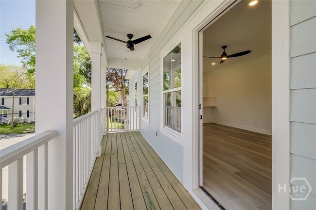 Photo - 1615 Le Grand St