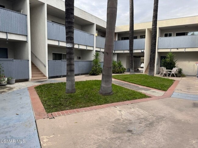 Photo - 13507 Victory Blvd Unit 5