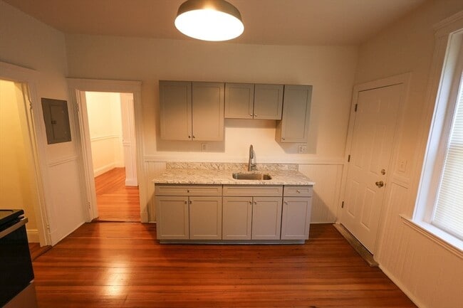 Photo - 93 Florida St Unit 2