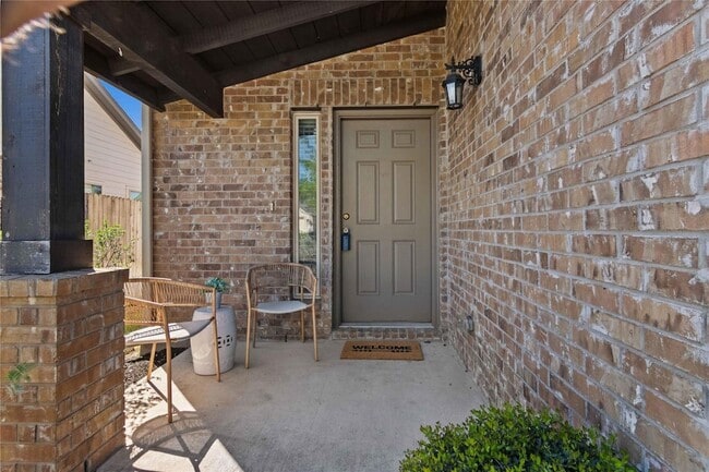 Photo - 208 Callahan Ln