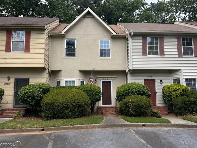 Photo - 2290 Fairways Ct