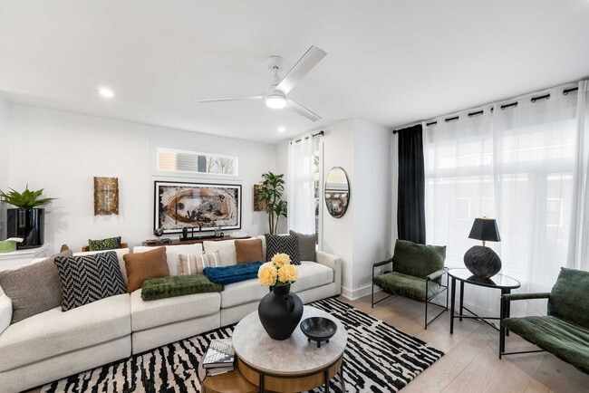 Photo - 227 Woodsborough Pl Unit SI ID1501123P