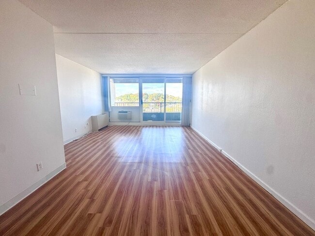 Photo - 133 Park St Unit 703