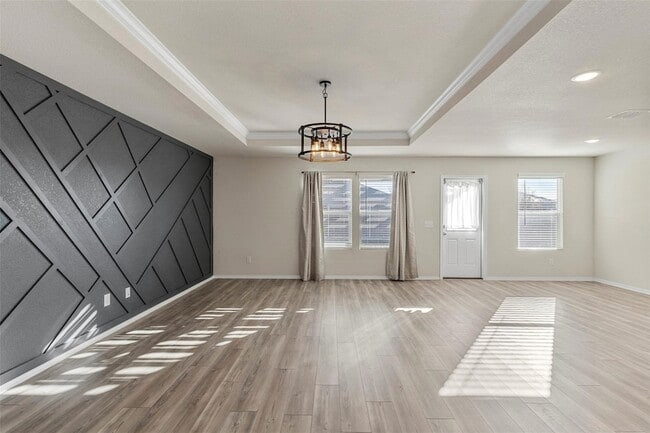 Photo - 10121 Wyseby Rd