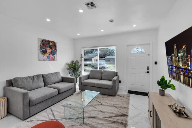 Photo - 7001 Coolidge St Unit ID1372328P