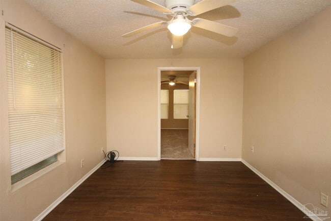 Photo - 5 Edgewood Cir
