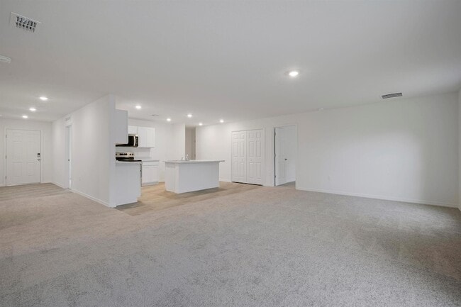 Building Photo - 3230 SE W Snow Rd