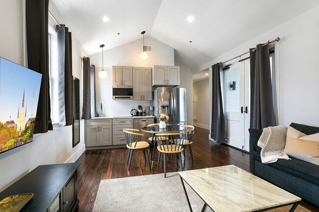 Photo - 1430 St Charles Ave Unit ID1266685P