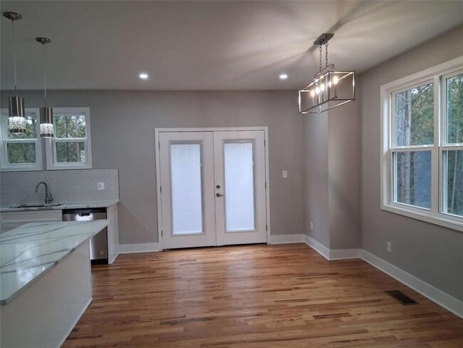 Photo - 3180 Tackett Rd