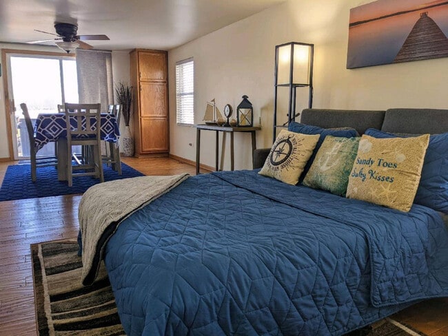 Photo - 36946 N Waterside Ln Unit SI ID1374772P