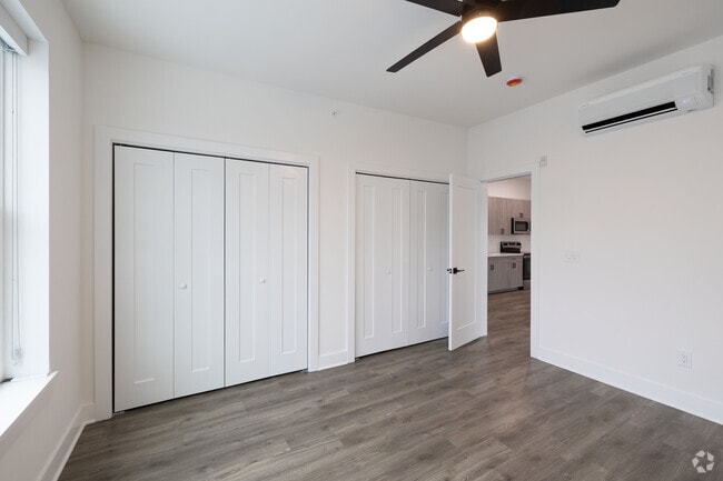 1BR, 1BA - 775SF - Bedroom - 33 Center Street Apartments