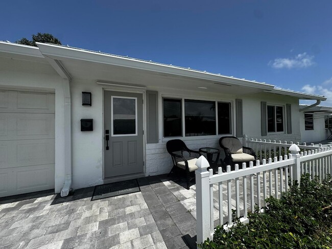 Photo - 108 SW 9th St