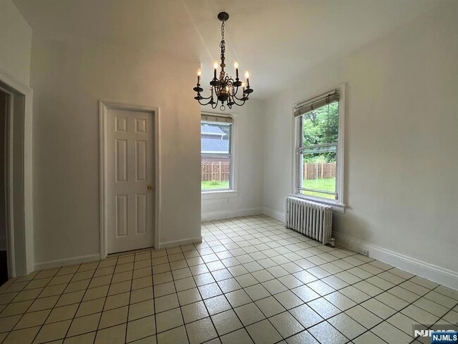 Photo - 59 Forest St