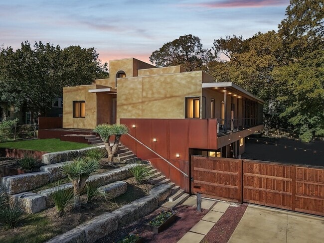 Photo - 8635 San Leandro Dr