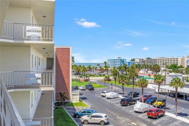 Photo - 5575 Gulf Blvd Unit 426