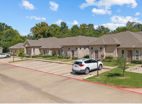 Building Photo - Midtown Apartments