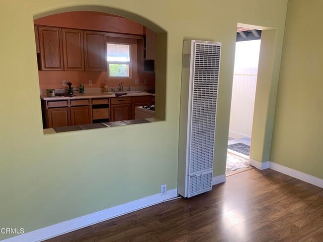 Photo - 141 Burbank Ave