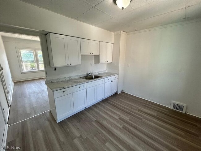 Photo - 2232 W 103rd St Unit 2
