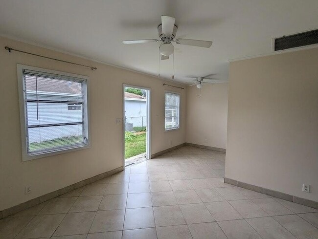 Photo - 1021 Selkirk St