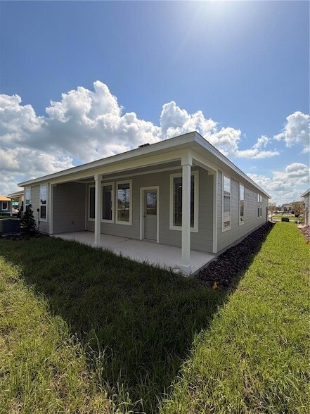 Photo - 5063 Loggia Ln