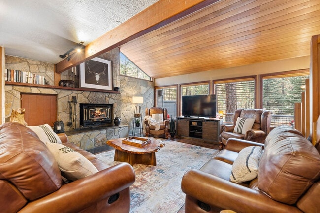 Photo - 18087 E Butte Ln Unit ID1251876P