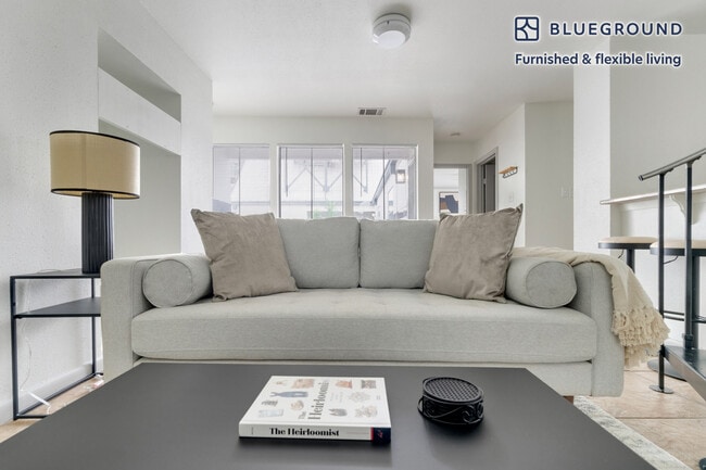 Photo - 201 E 4th St Unit FL3-ID342