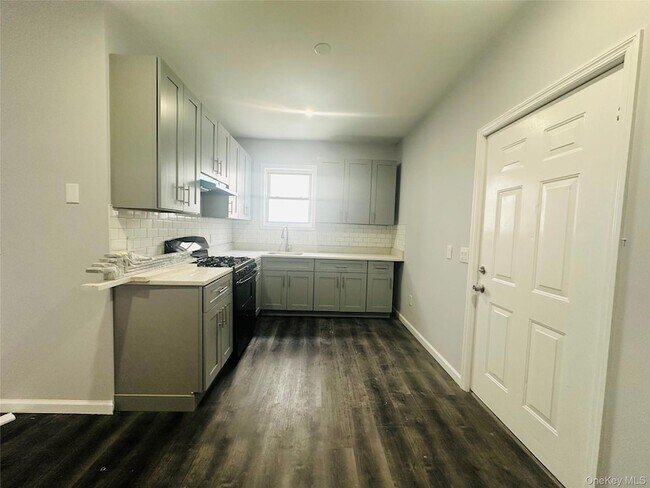 Photo - 8 Morgan Ave Unit 1