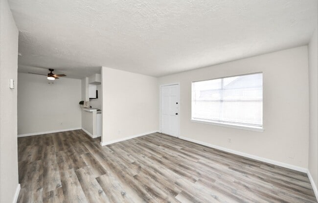 Photo - 2110 Melbourne St Unit 1