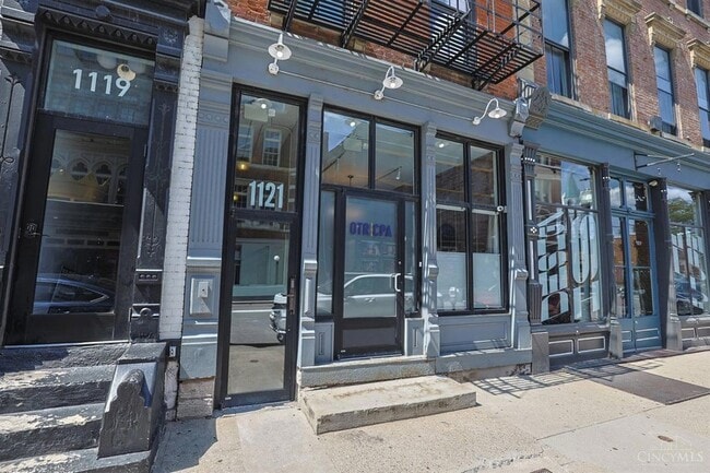 Photo - 1121 Walnut St