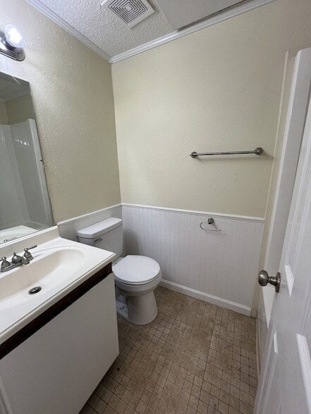 Photo - 2421 Madison St Unit 18