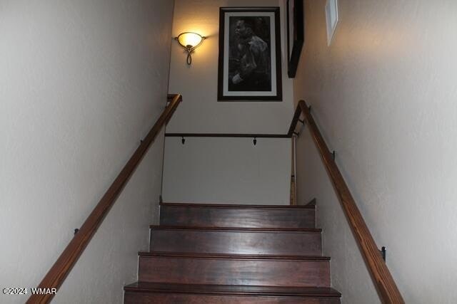 Photo - 2450 S White Mountain Rd Unit Apt A