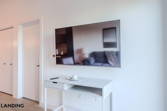 Photo - 2623 Keene St Unit 511