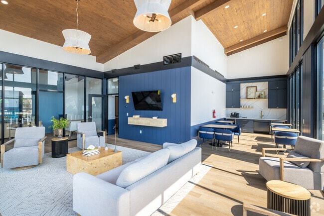 Interior Photo - Addison at Princeton Meadows