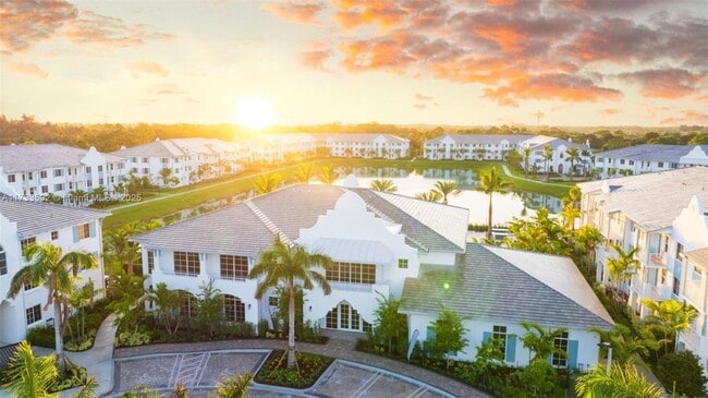 Building Photo - 1717 12th Ave S Unit B4