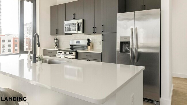 Photo - 1007 S Mint St Unit 834