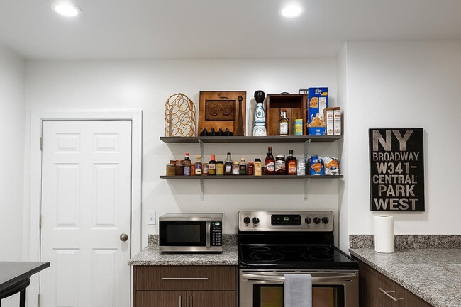 Photo - 280 Hague St Unit ID1239437P