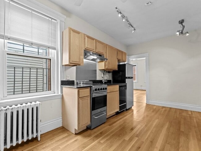 Photo - 35 Queensberry St Unit 22