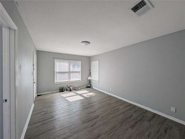 Photo - 4709 Archer Dr