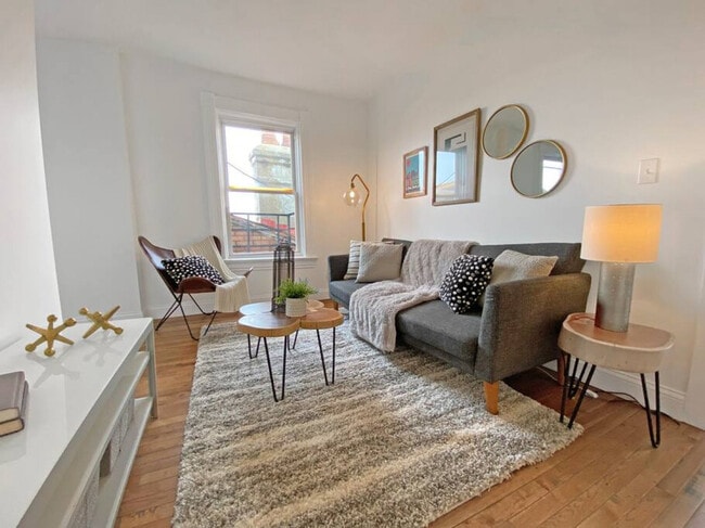 Building Photo - 1137 Fuller St Unit ID1056020P