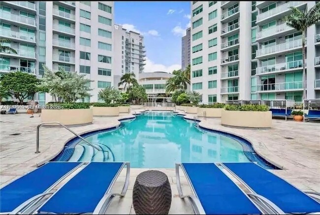 Building Photo - 244 Biscayne Blvd Unit 2610